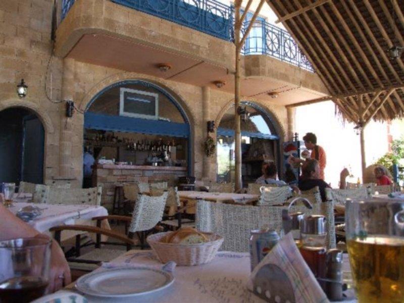 Stegna Star Apartments Archangelos  Bagian luar foto