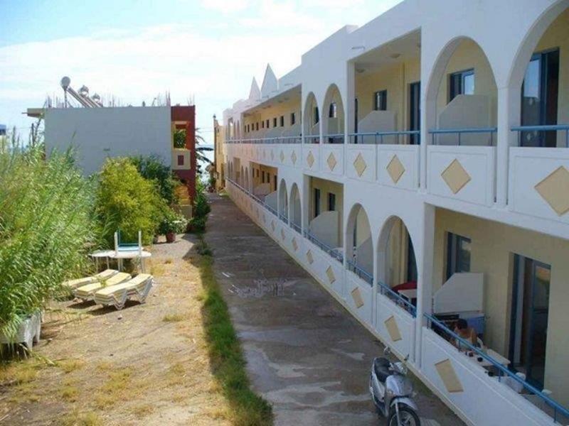 Stegna Star Apartments Archangelos  Bagian luar foto